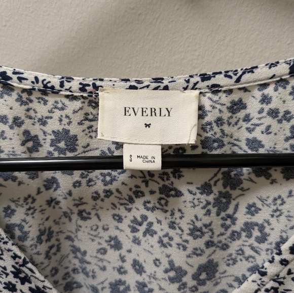 Everly Floral Dress - Picture 4 of 4